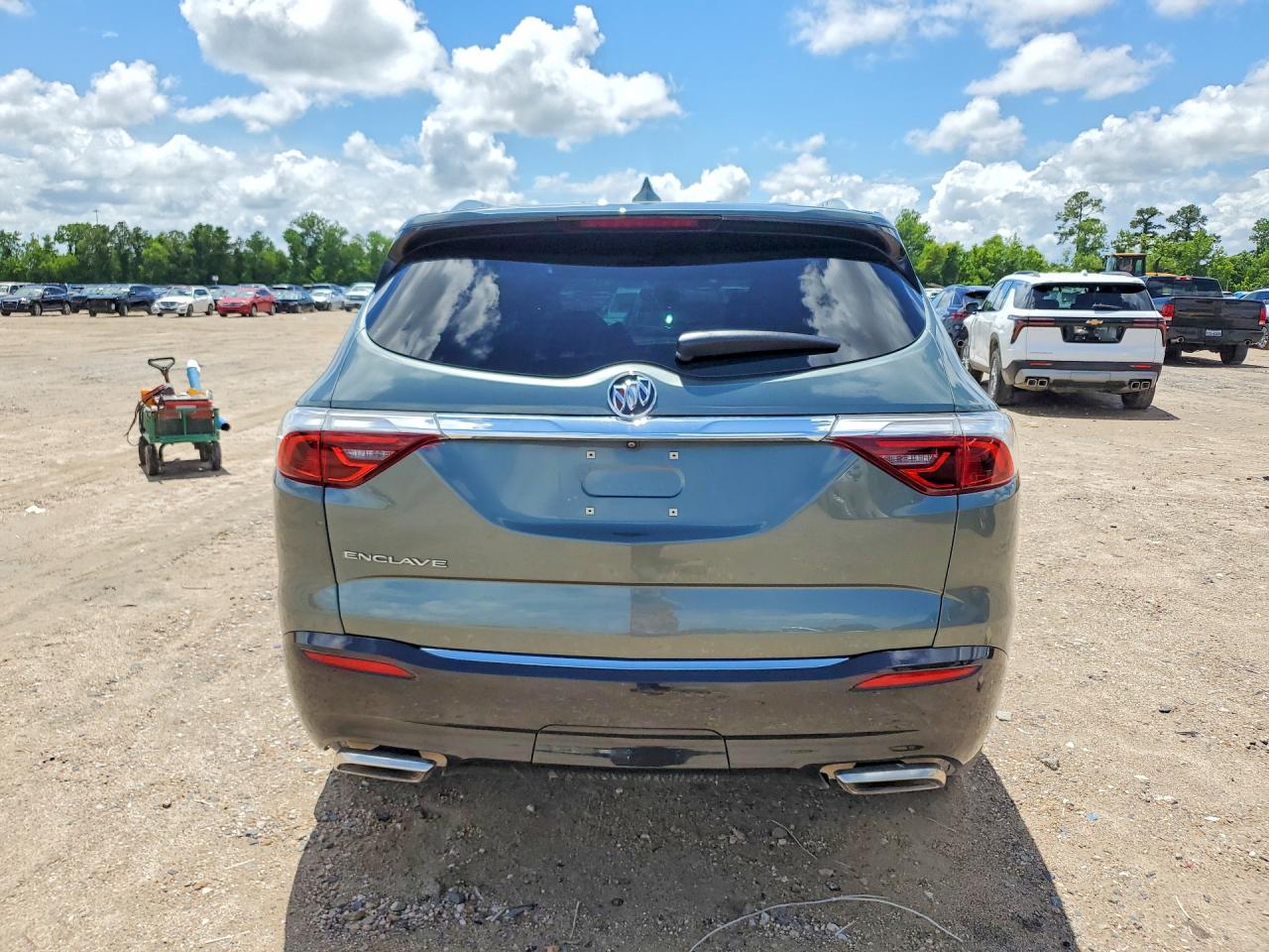 Buick Enclave Essence