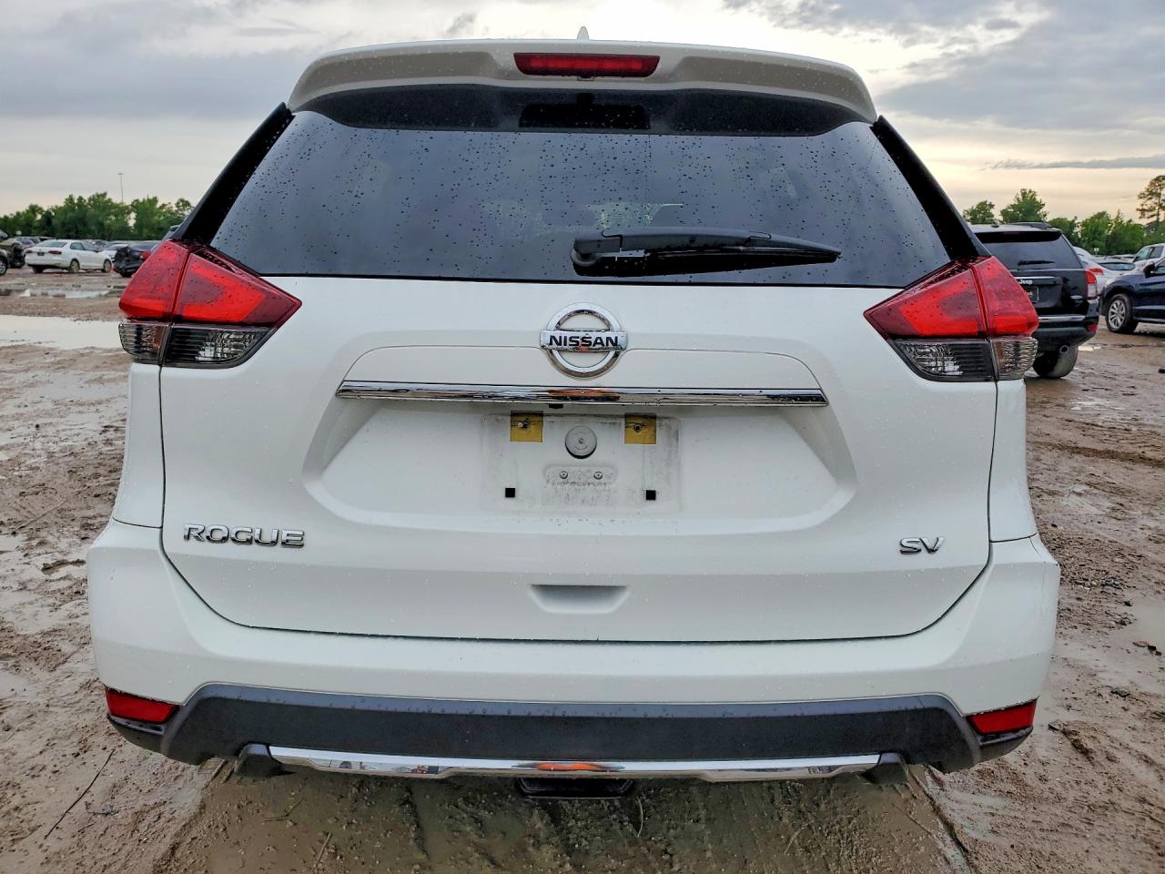 Nissan Rogue Sv