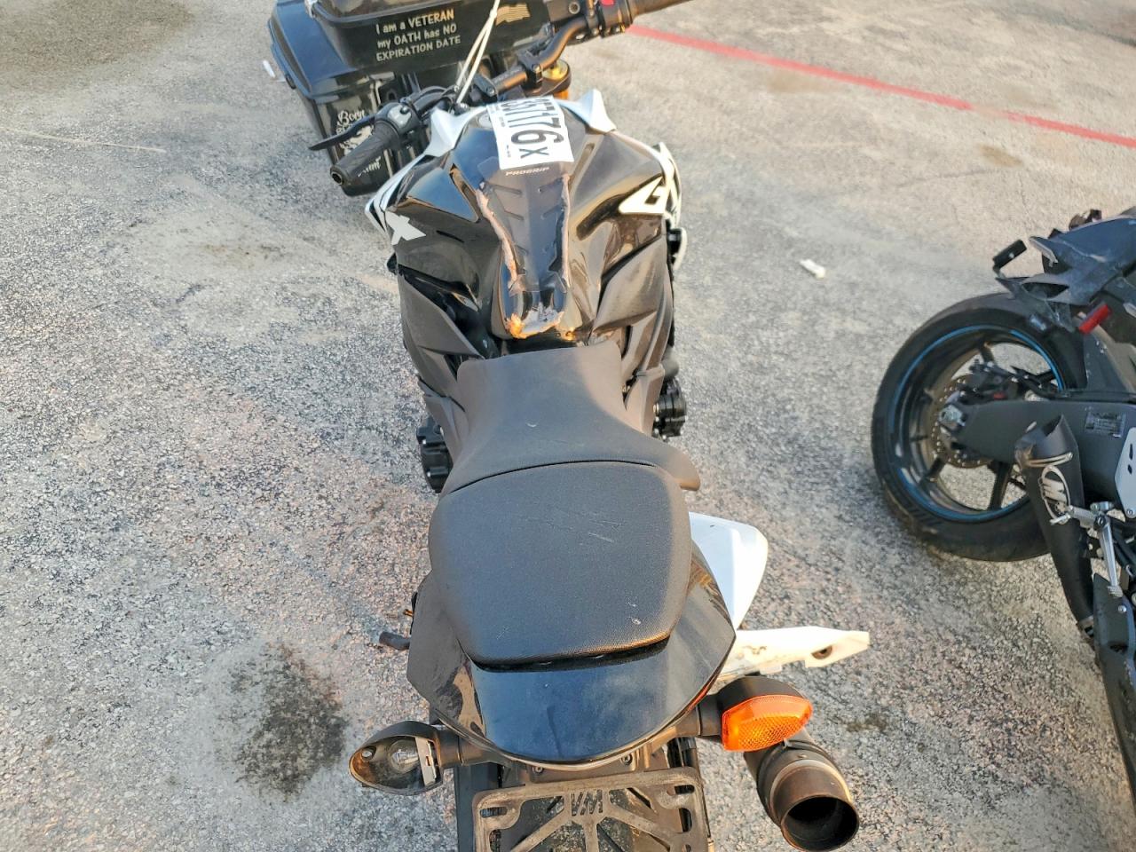 Suzuki Gsxr750 M