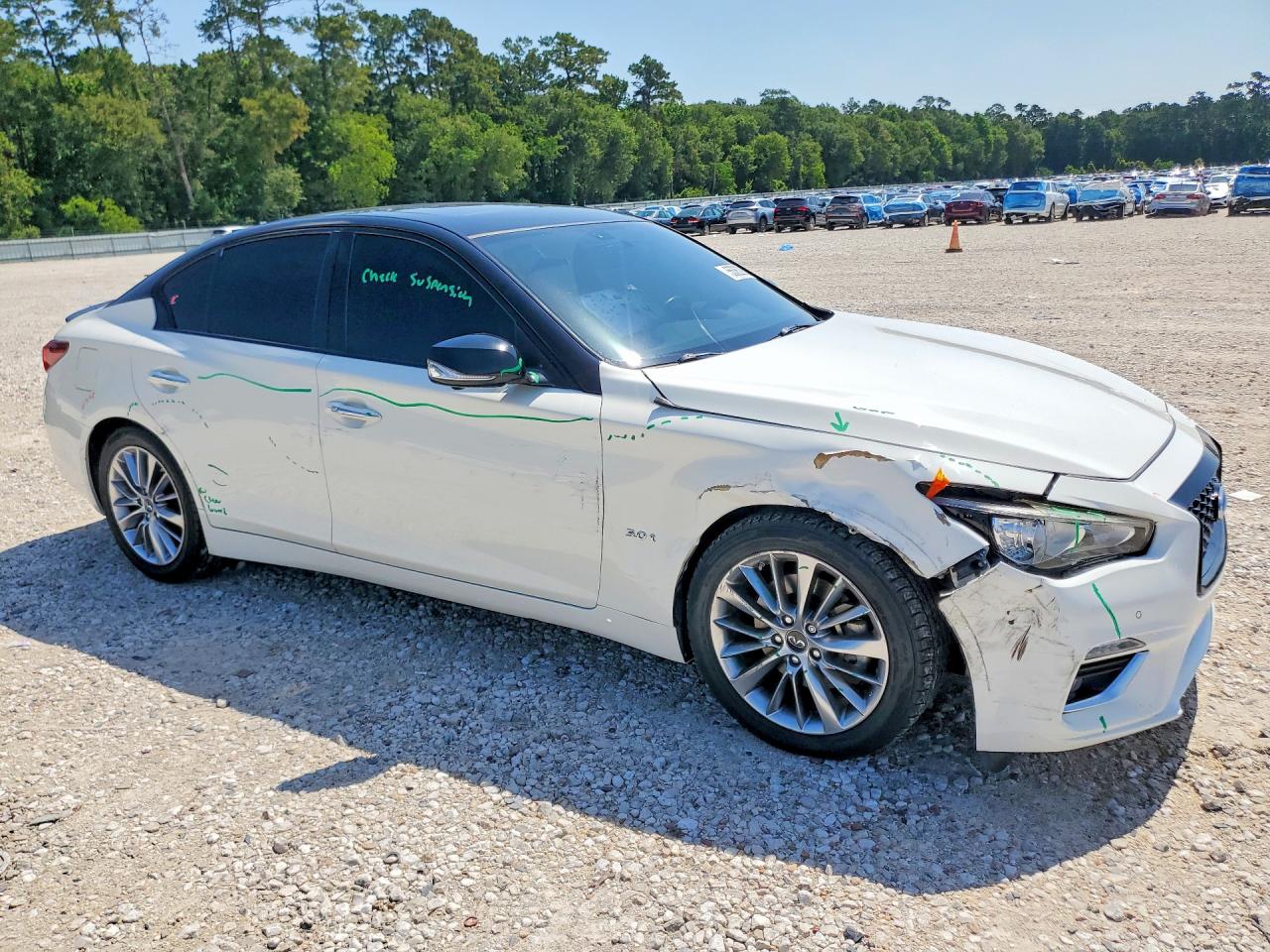 INFINITI Q50 3.0t Luxe