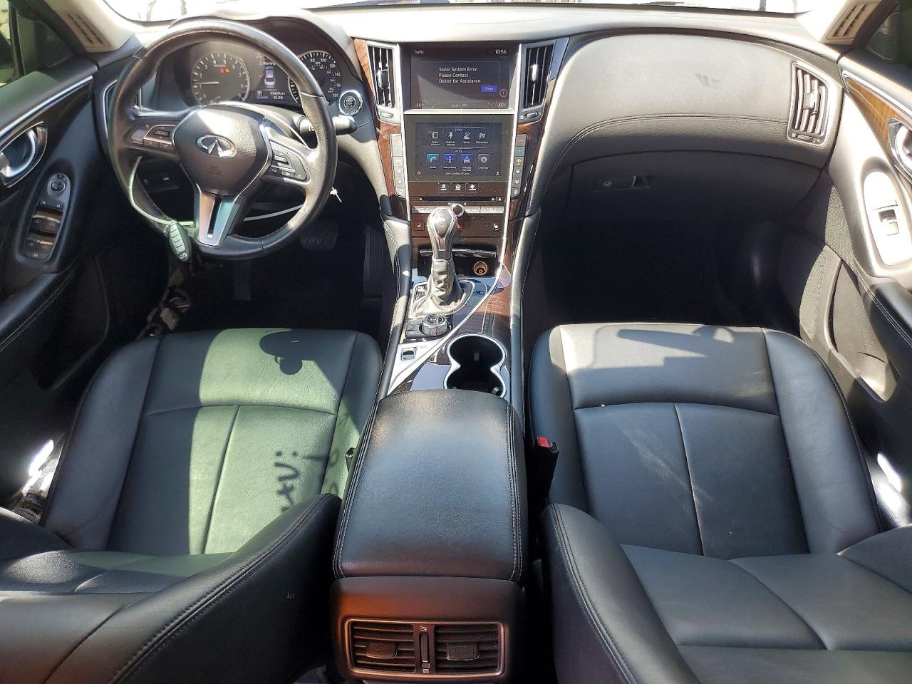 INFINITI Q50 3.0t Luxe