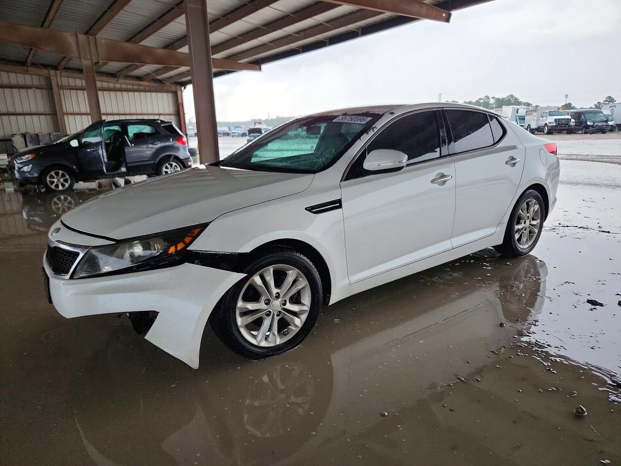 Salvage Kia Optima Image