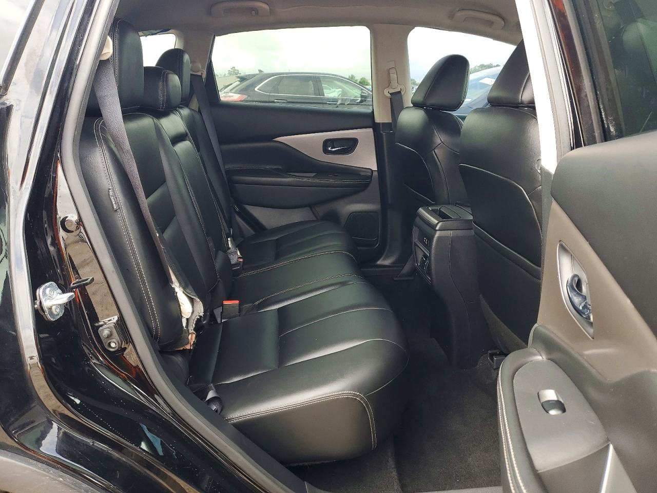 Nissan Murano Sv