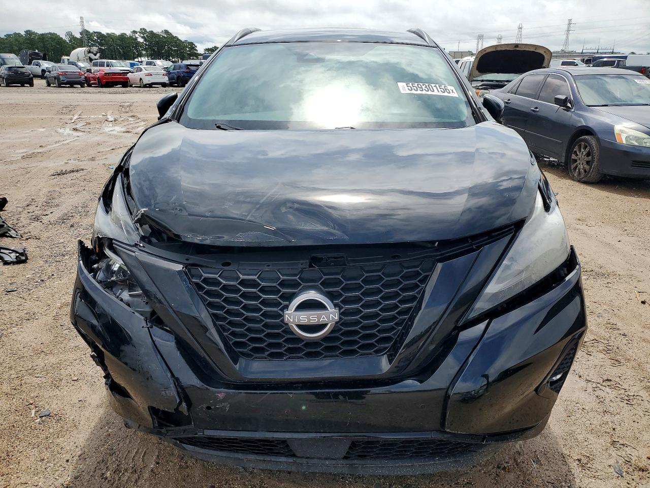 Nissan Murano Sv