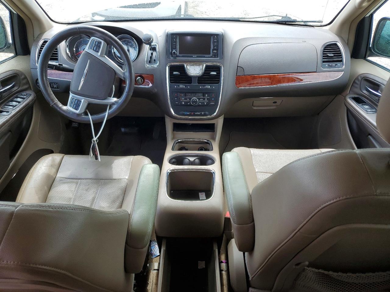 Chrysler Minivan Touring L