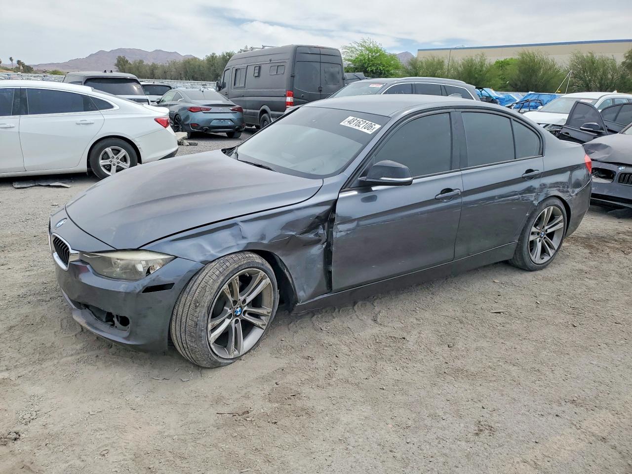 Salvage BMW 3 Series Image