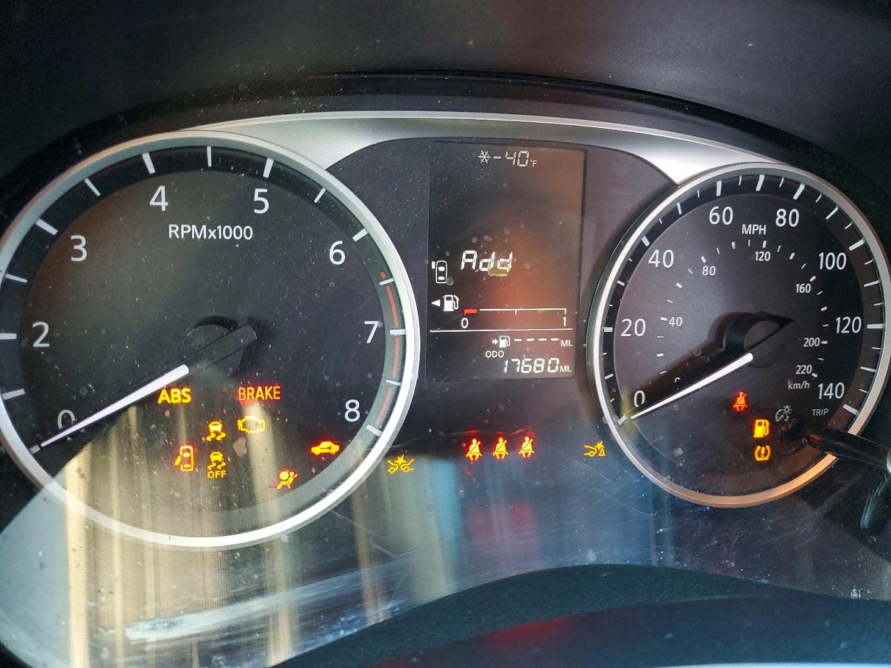 Nissan Versa S
