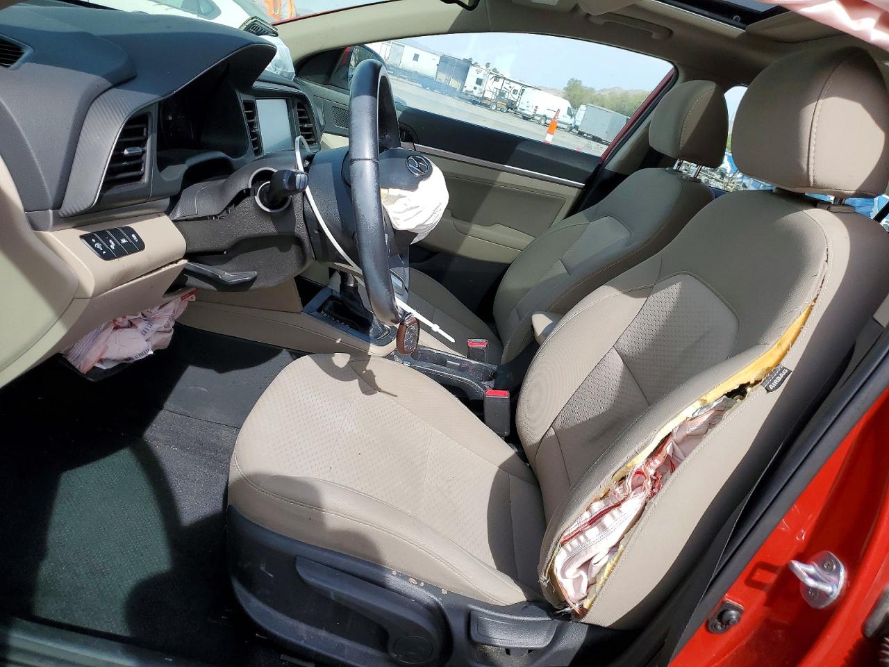 Hyundai ELANTRA Value Edition