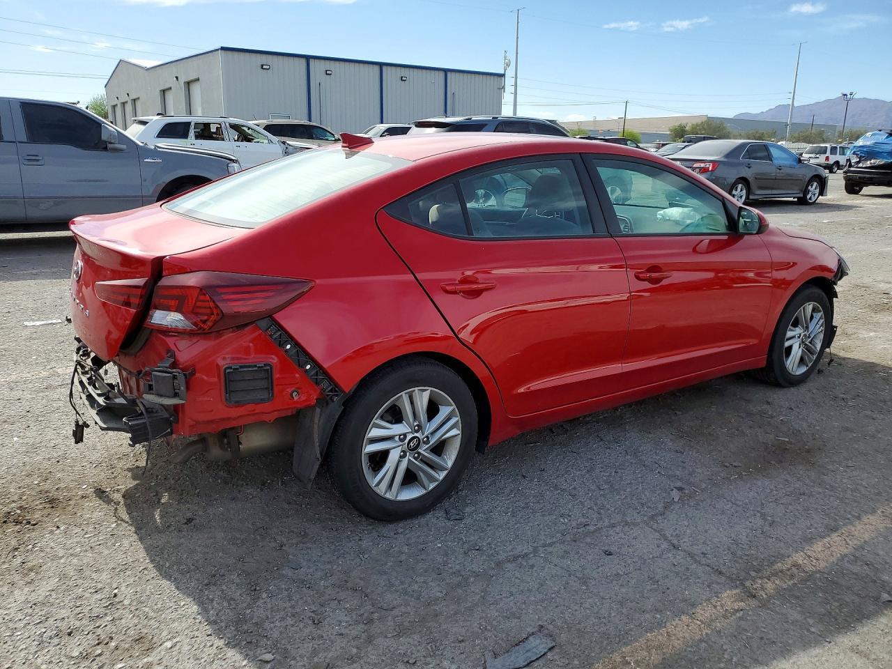 Hyundai ELANTRA Value Edition