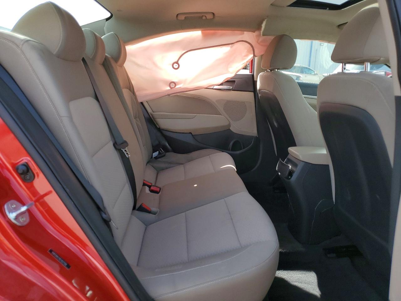 Hyundai ELANTRA Value Edition