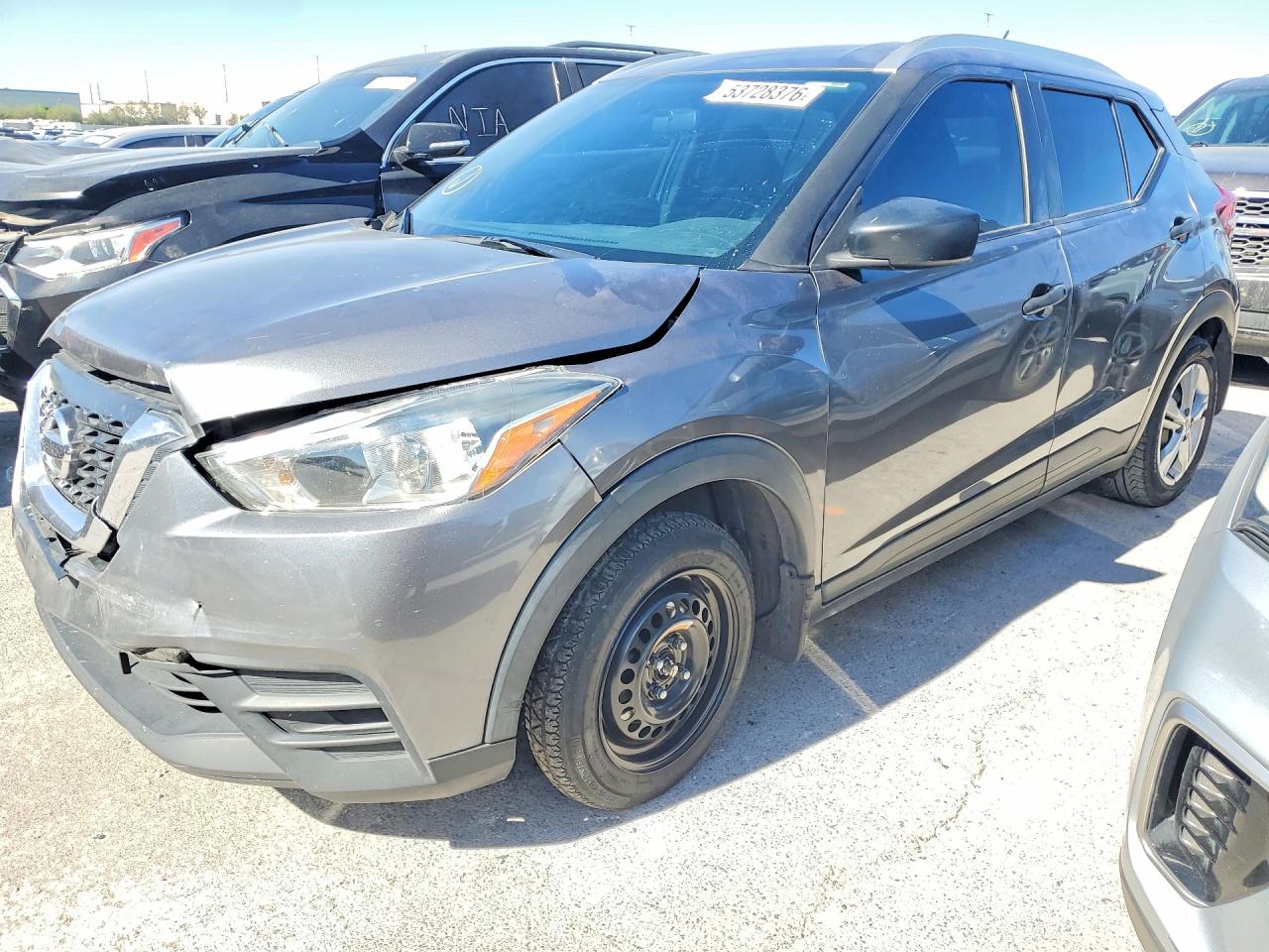 Salvage Nissan Kicks Image