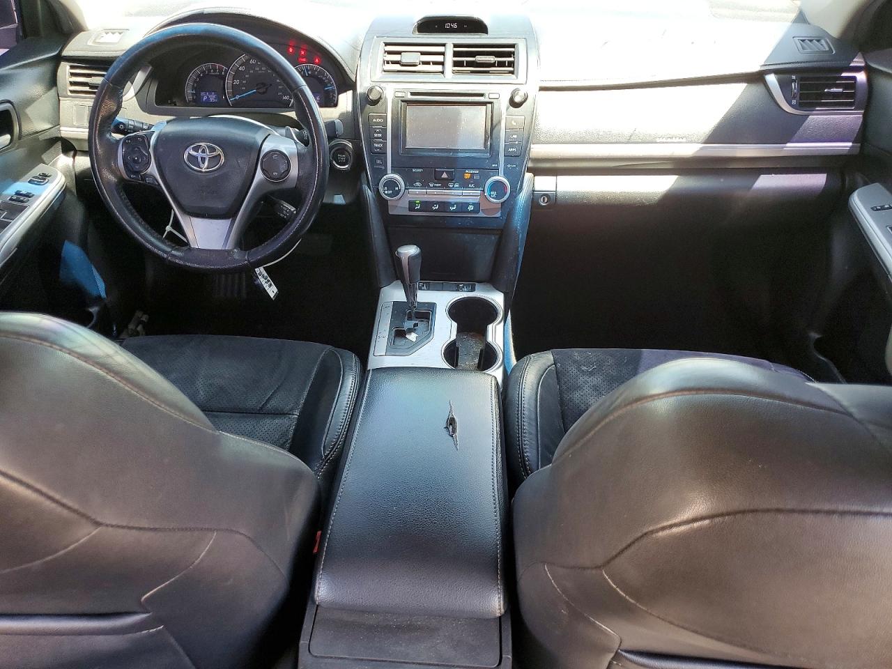 Toyota Camry Se V6