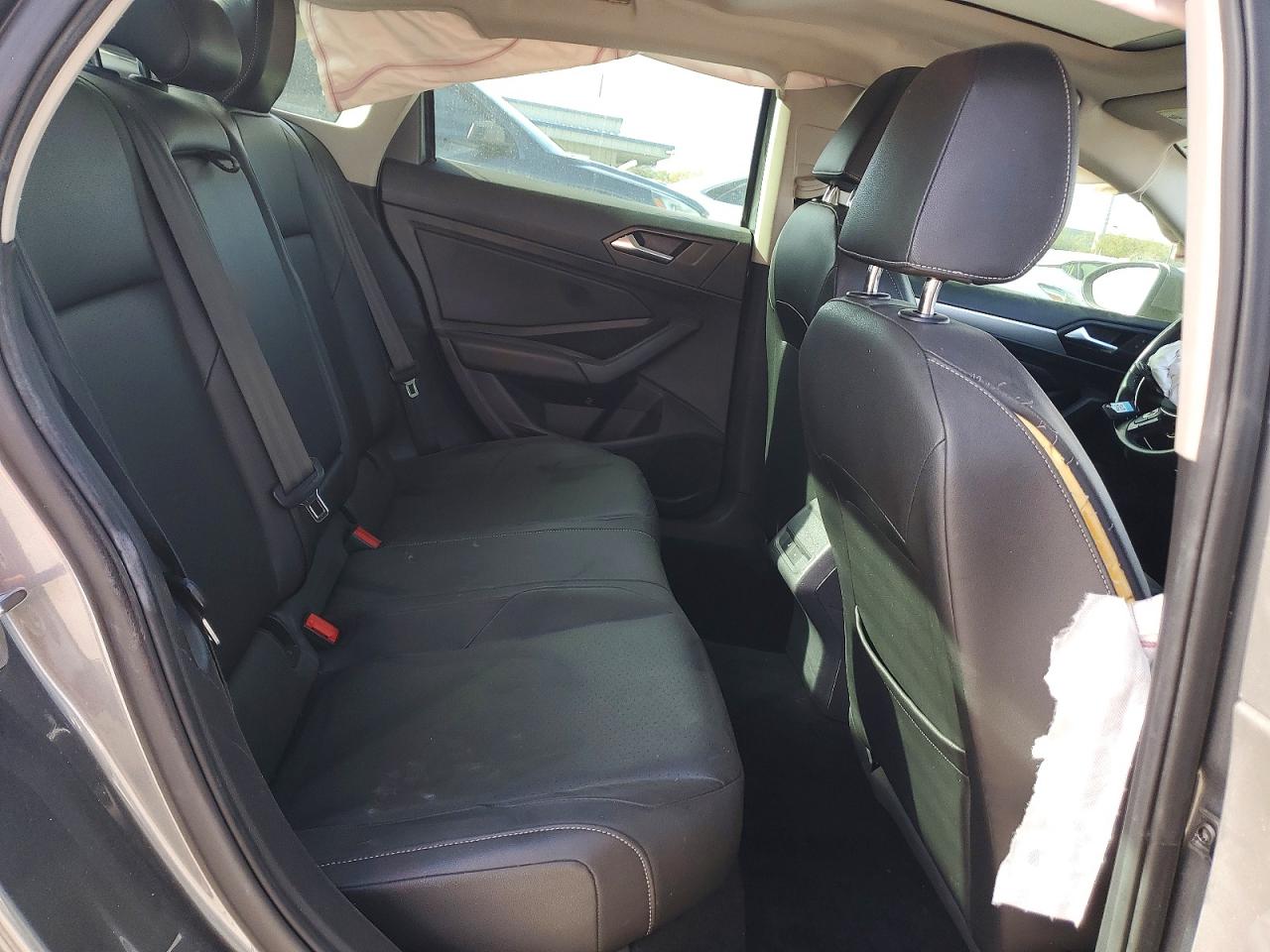 Volkswagen Jetta S