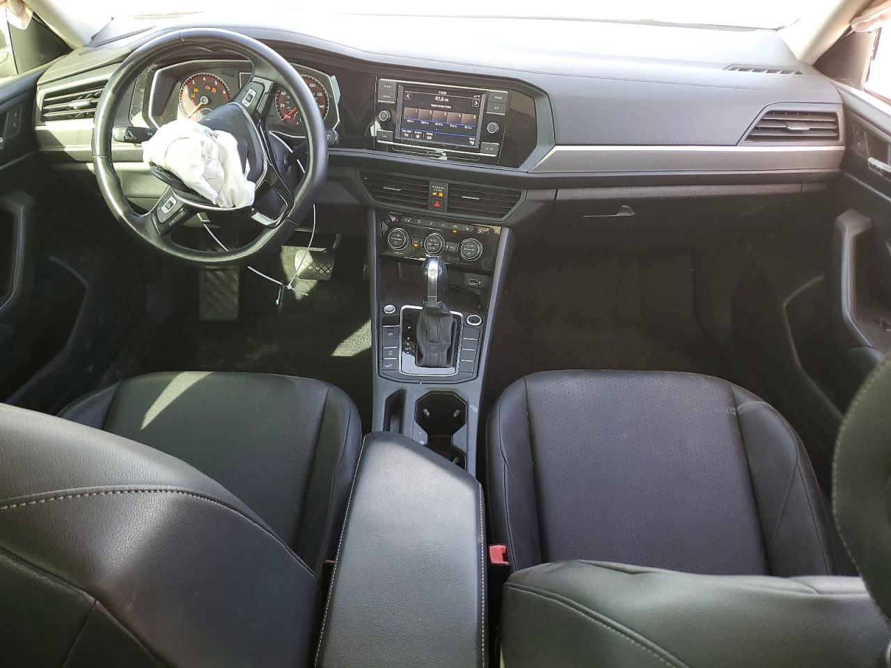 Volkswagen Jetta S