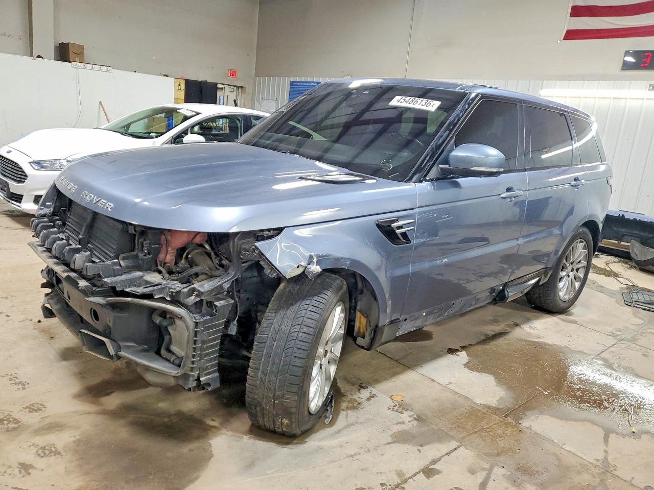 Salvage Land Rover Range Rover Image