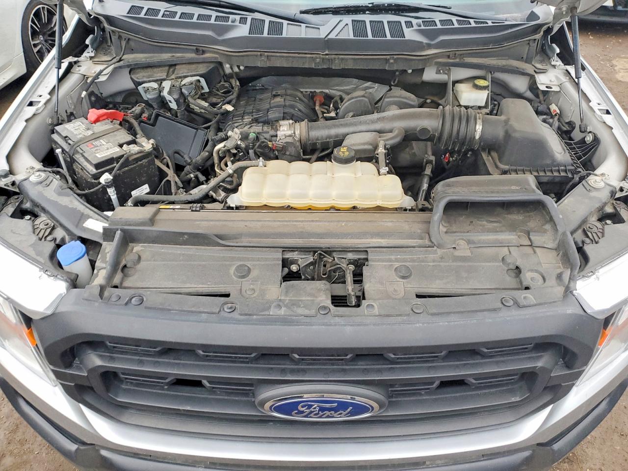 Ford F-150 Super Cab