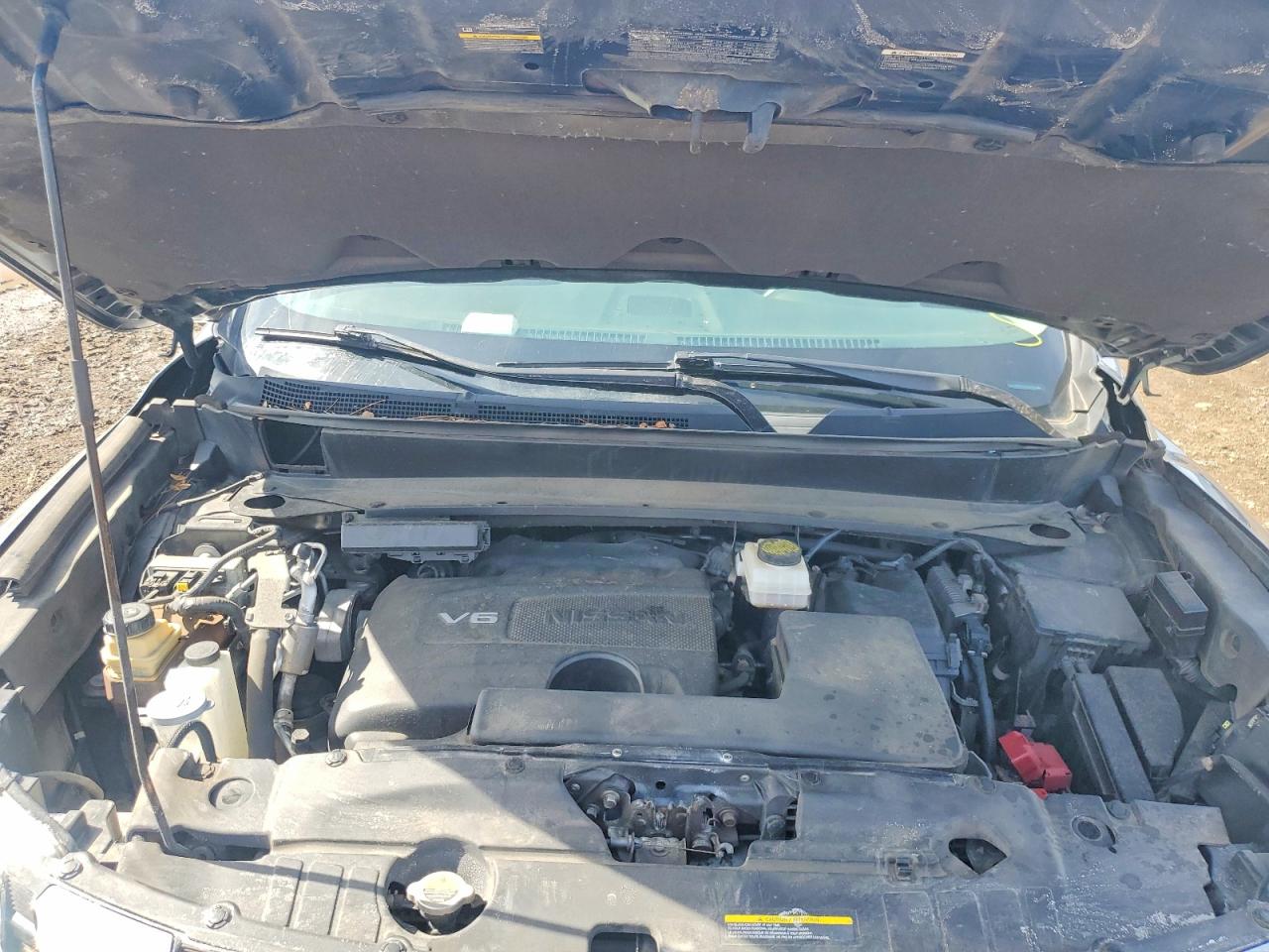 Nissan Pathfinder S