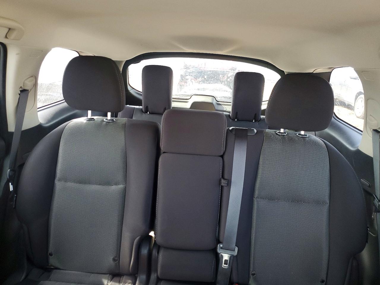 Nissan Pathfinder S