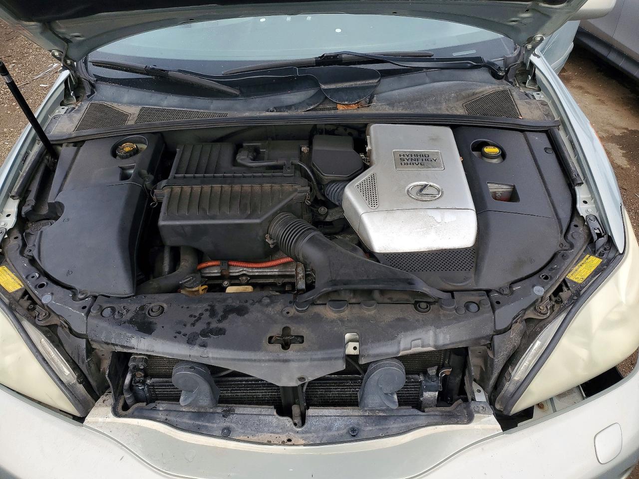 Lexus RX Base