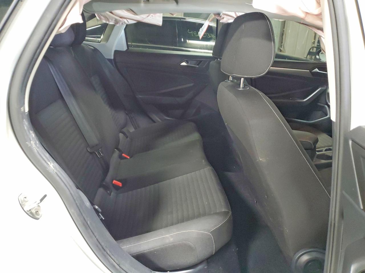 Volkswagen Jetta S