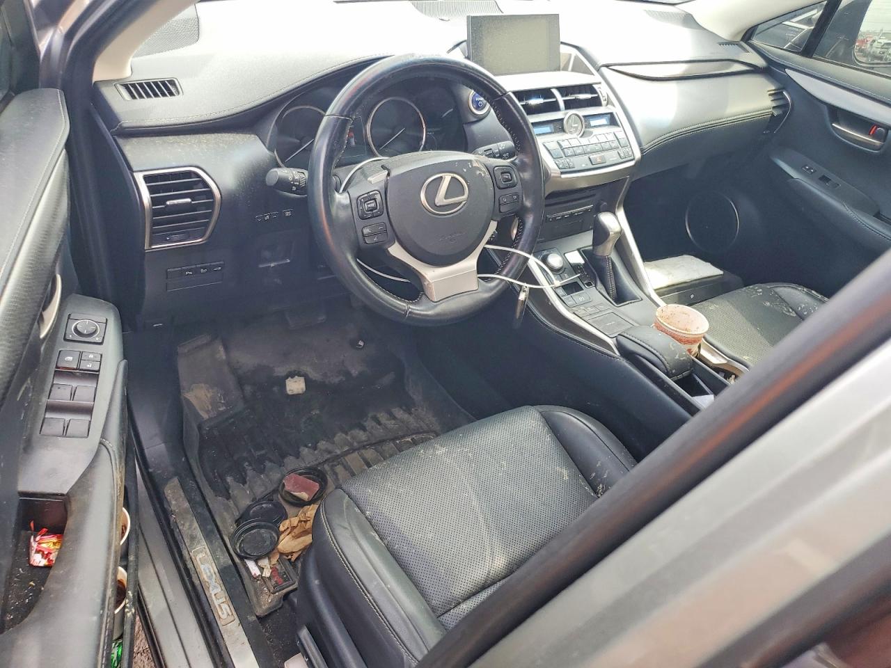 Lexus NX 300h