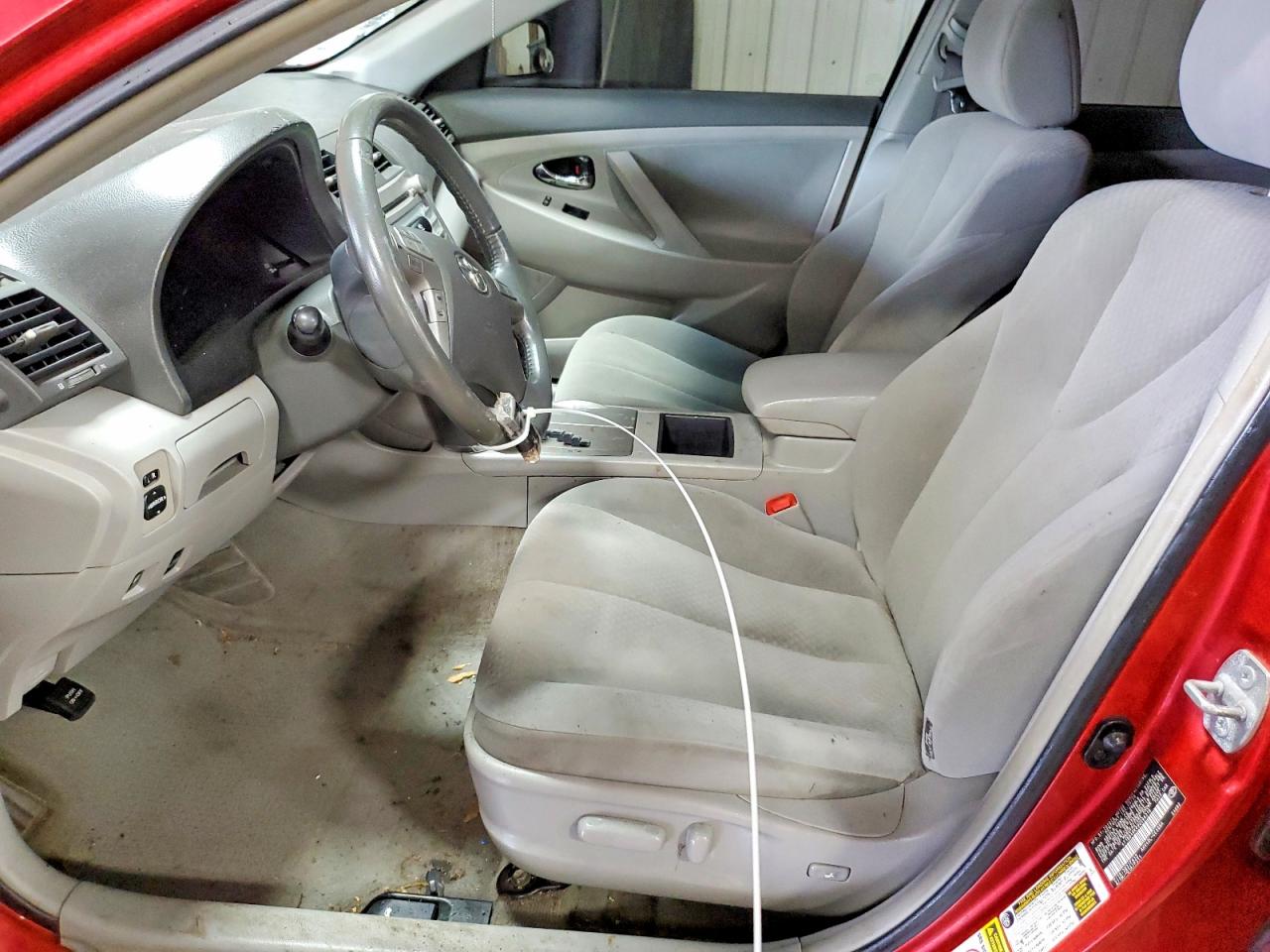 Toyota Camry Hybrid