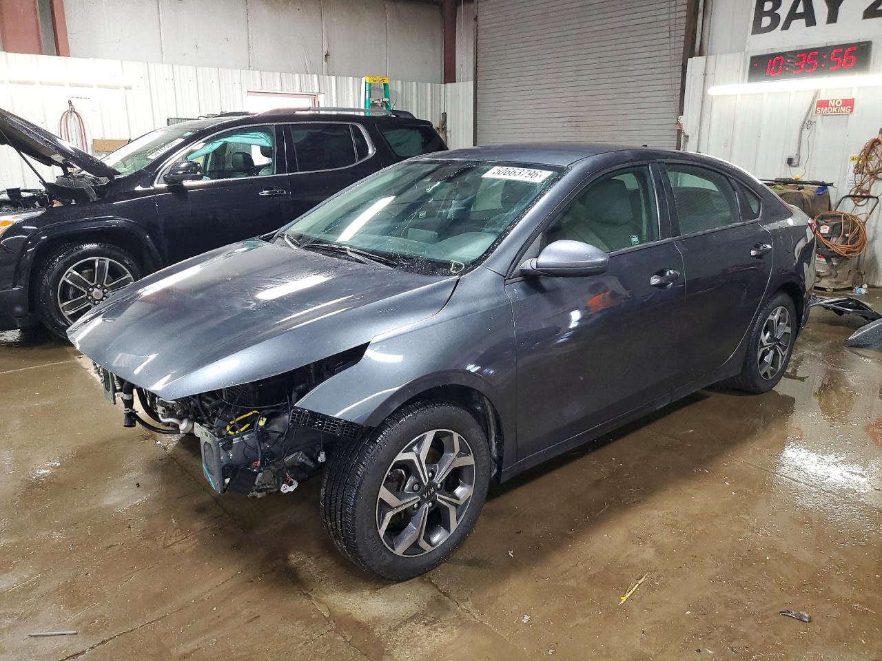 Salvage Kia Forte Image
