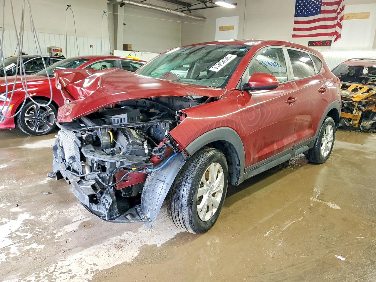 Salvage Hyundai TUCSON Image