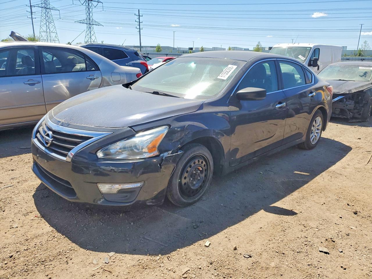Salvage Nissan Altima Image