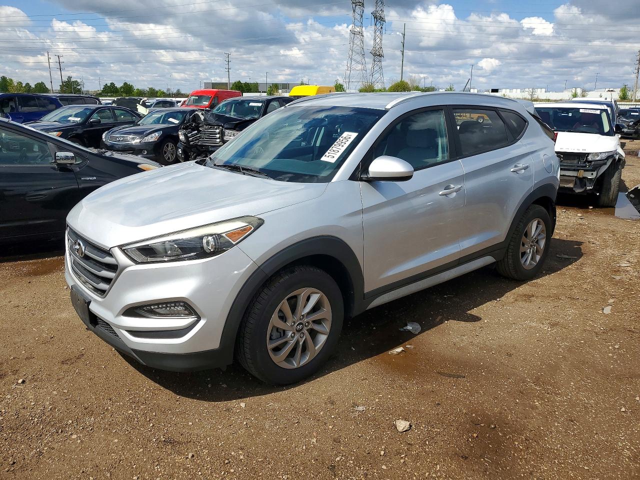 Salvage Hyundai TUCSON Image