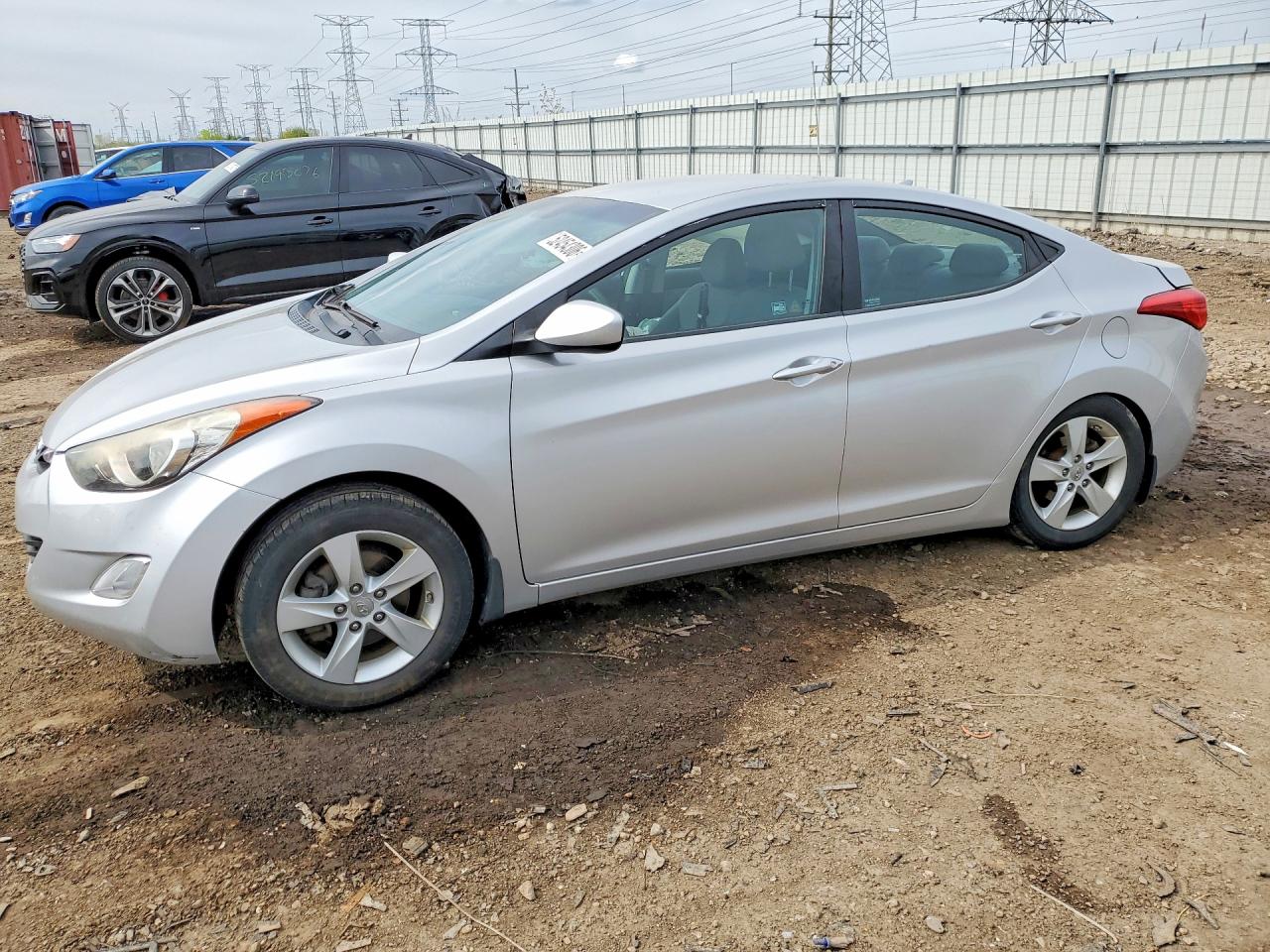Salvage Hyundai ELANTRA Image
