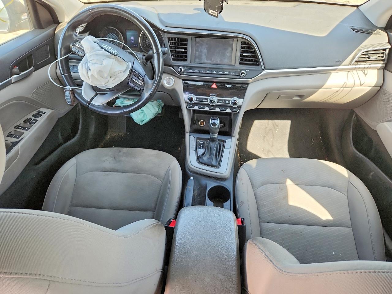 Hyundai ELANTRA Value Edition