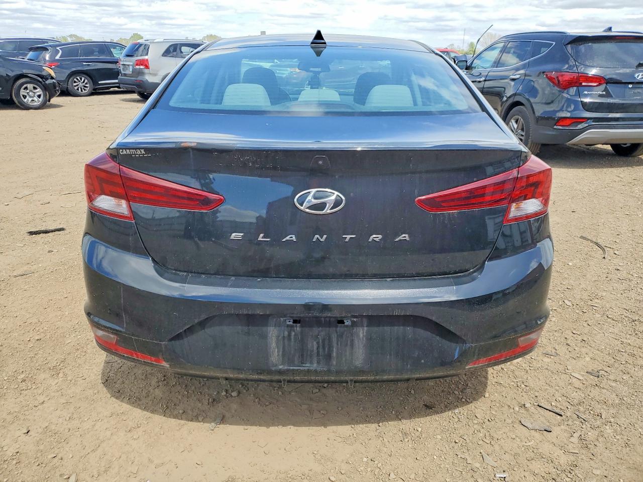 Hyundai ELANTRA Value Edition