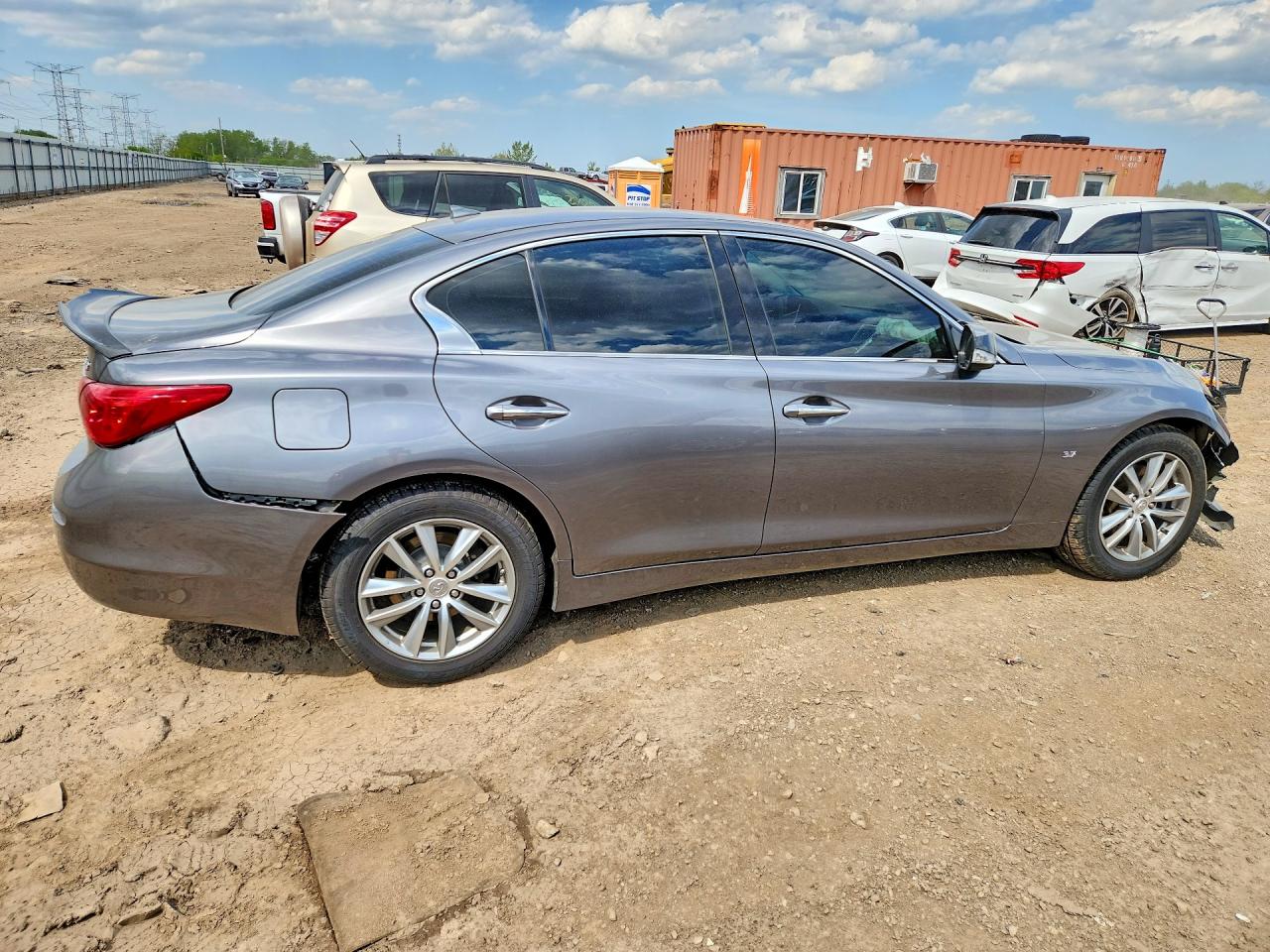 INFINITI Q50