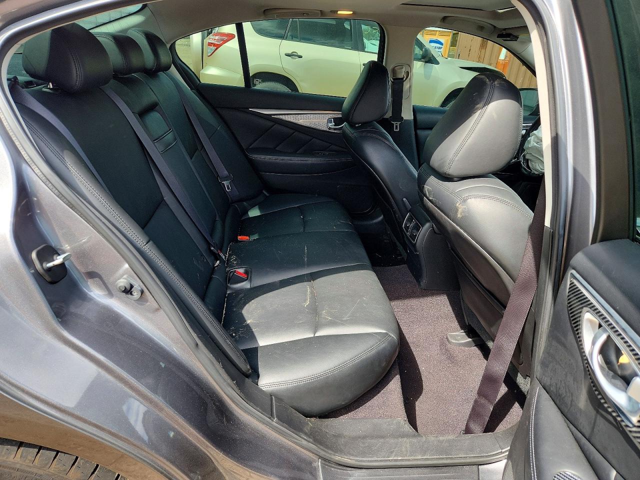 INFINITI Q50