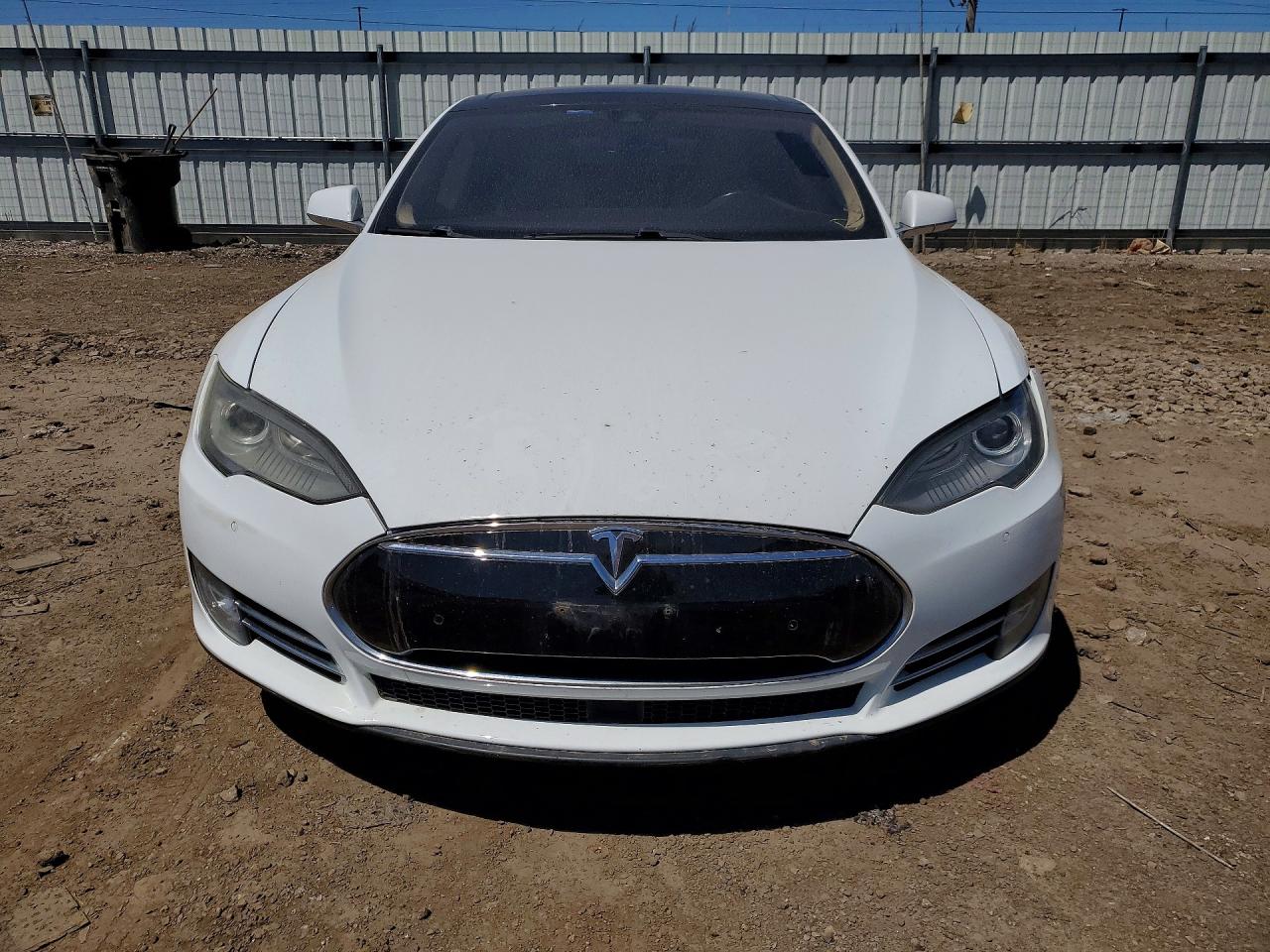 Tesla Model S 70d