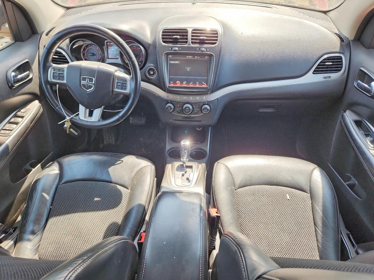 Dodge Journey Crossroad