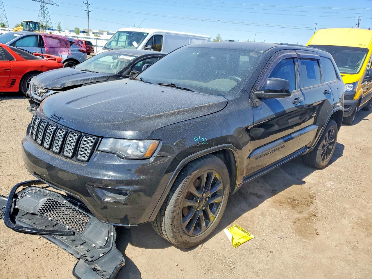 Salvage Jeep Grand Cherokee Image
