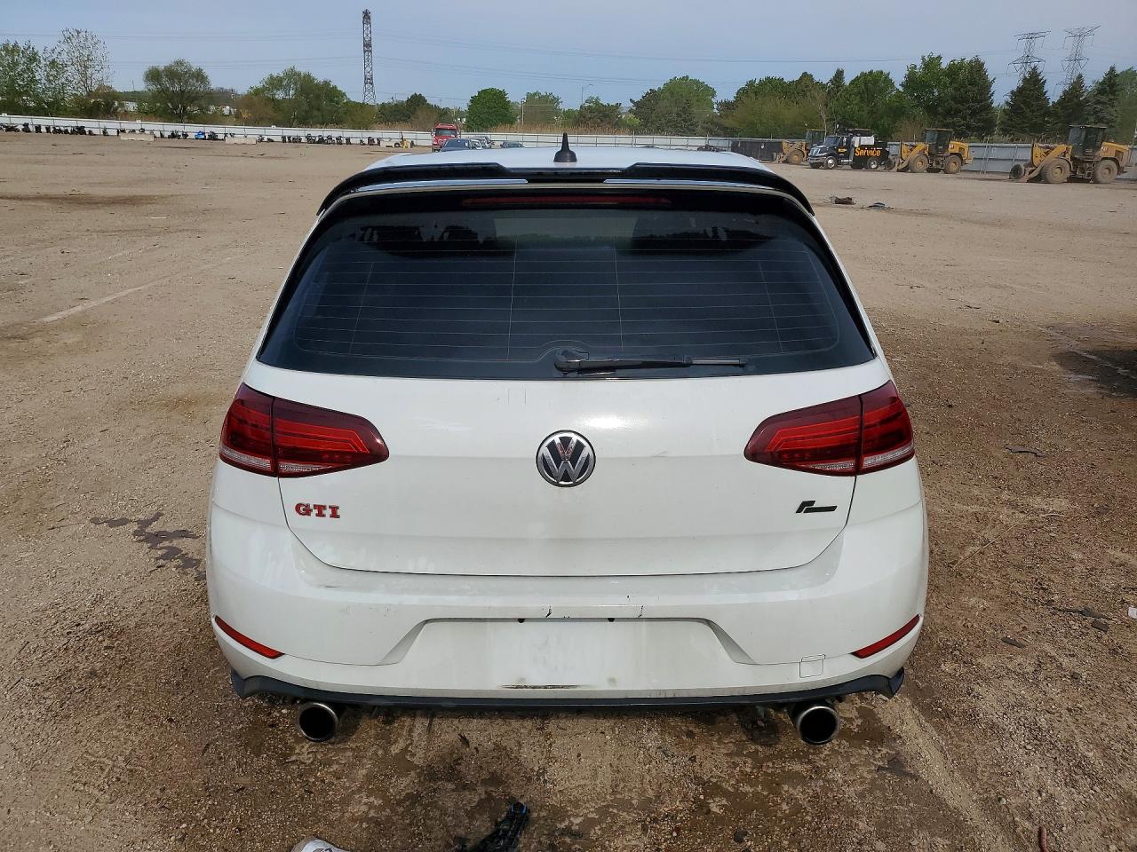Volkswagen GTI S