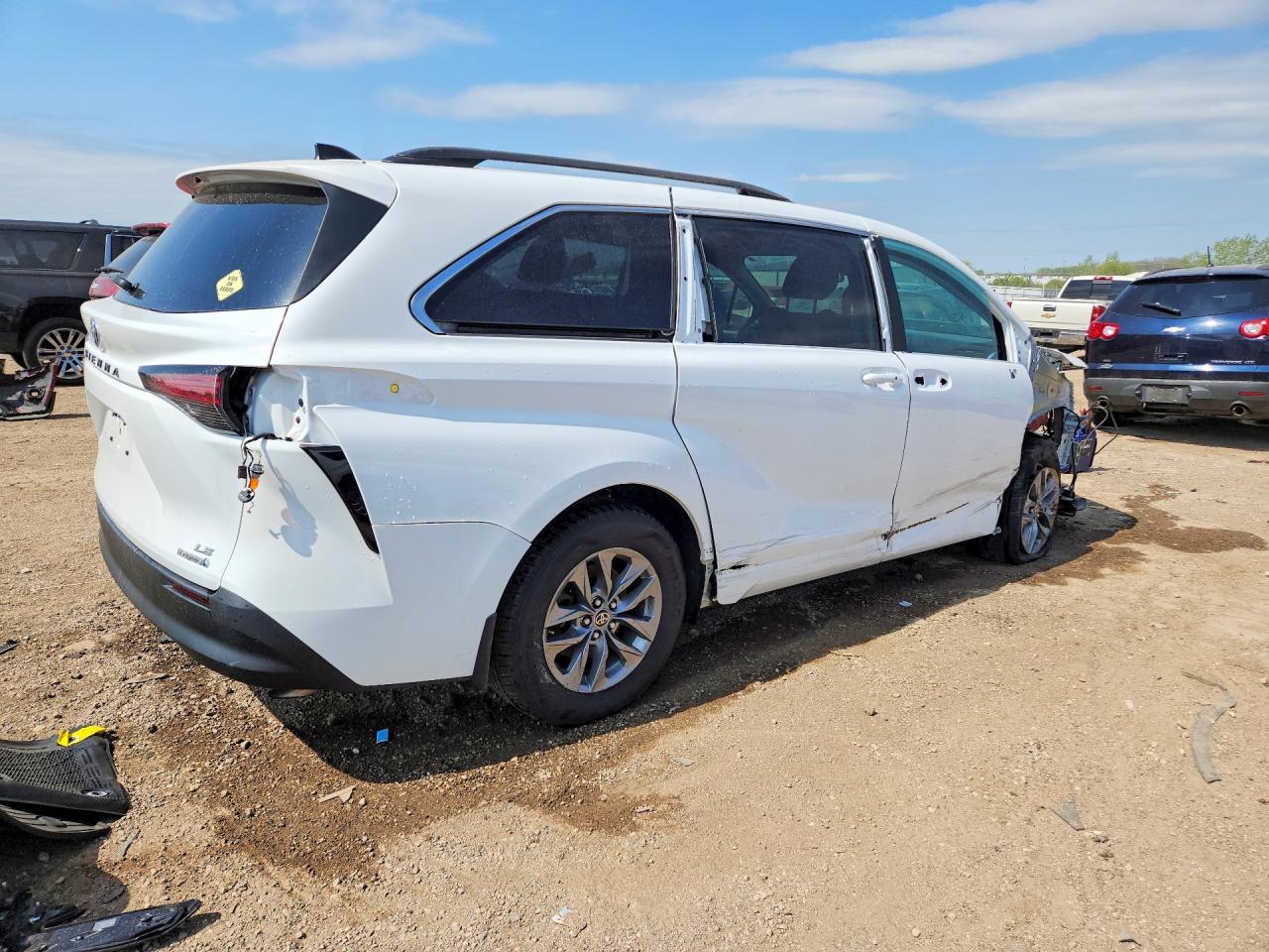 Toyota Sienna Le
