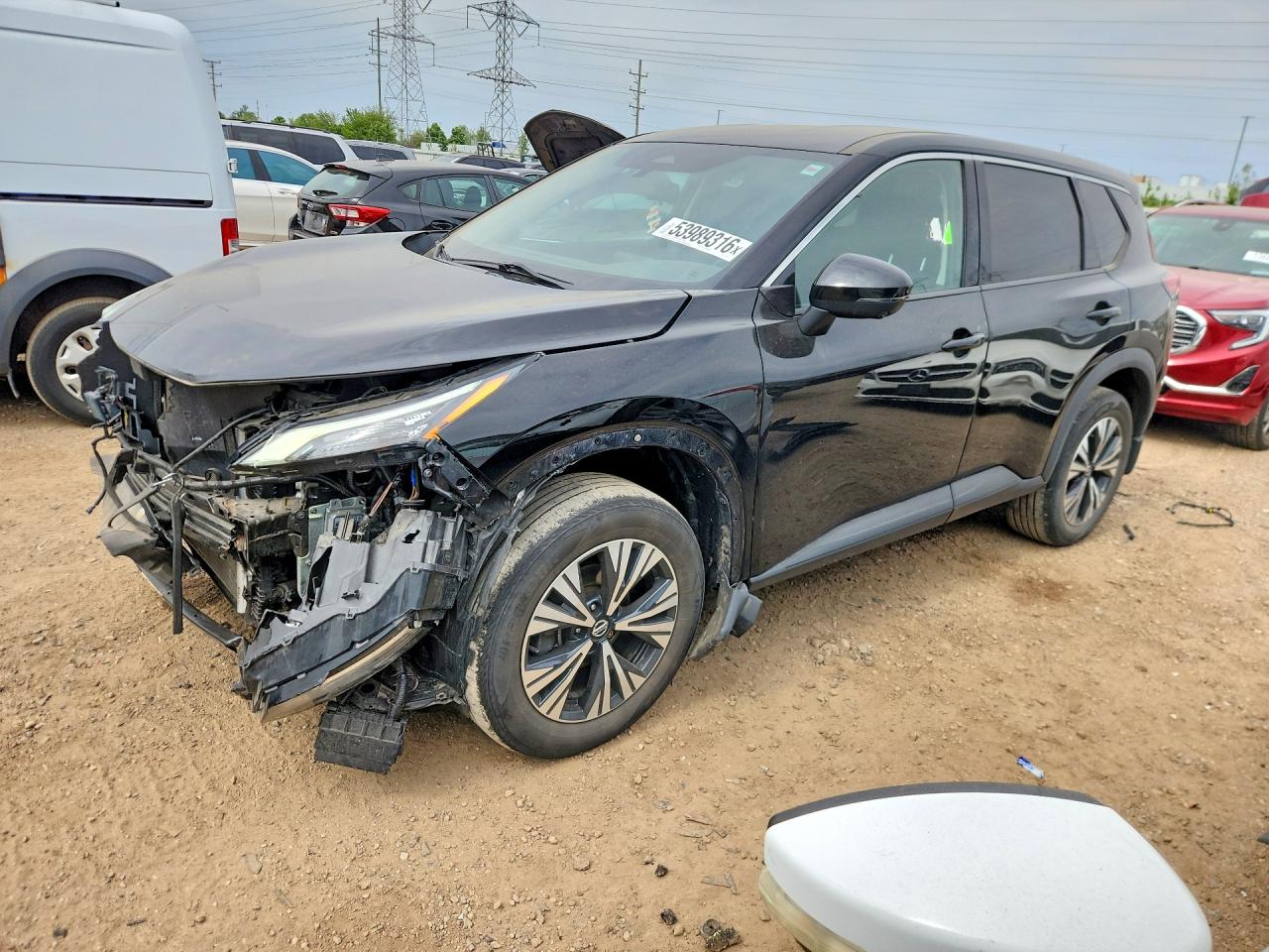 Salvage Nissan Rogue Image