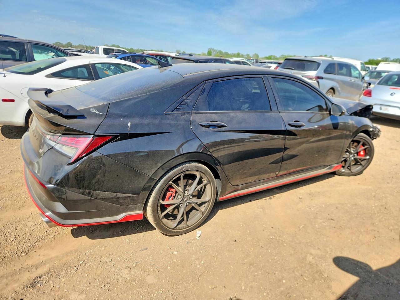 Hyundai ELANTRA Base