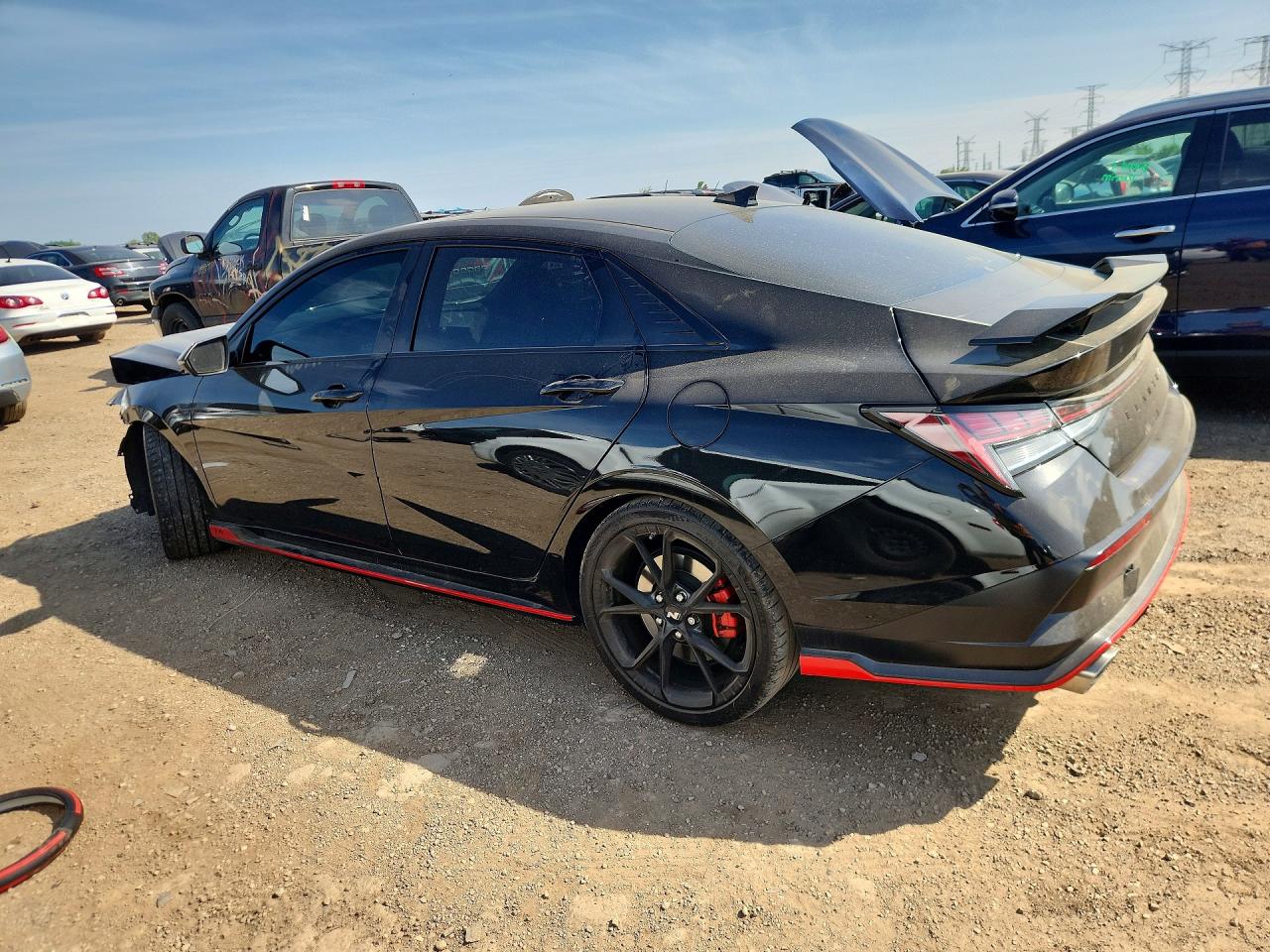 Hyundai ELANTRA Base