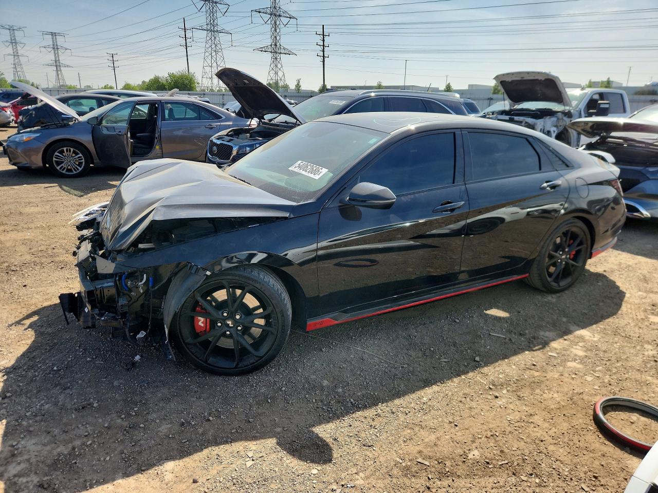 Salvage Hyundai ELANTRA Image