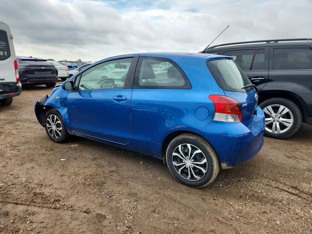 Toyota Yaris Base
