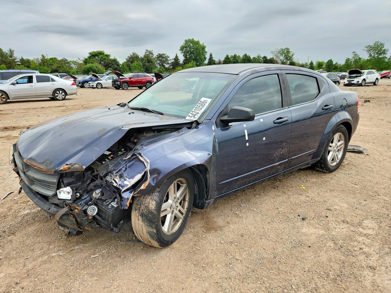 Salvage Dodge Avenger Image