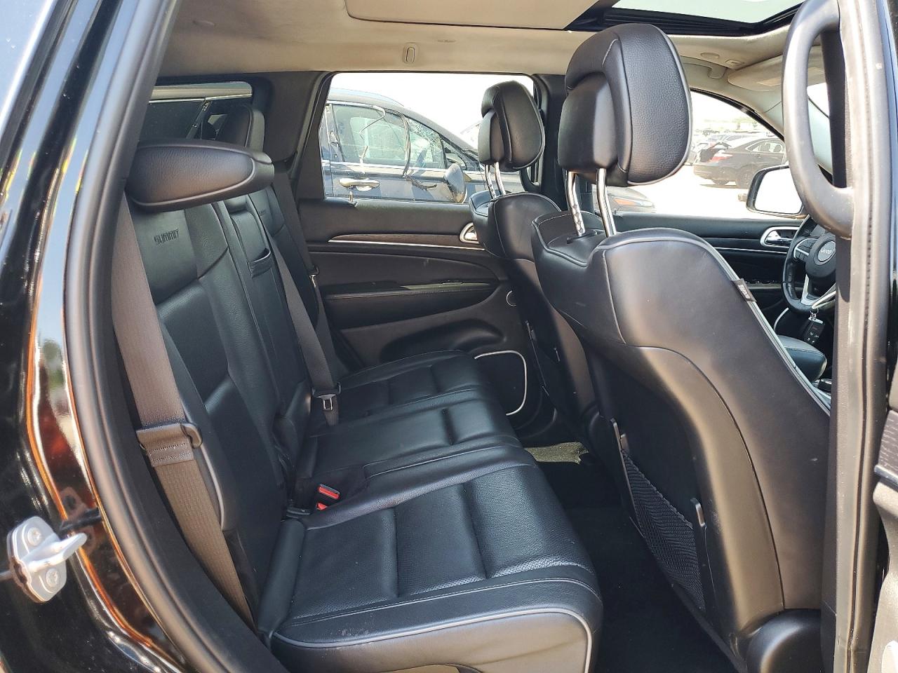 Jeep Grand Cherokee Summit