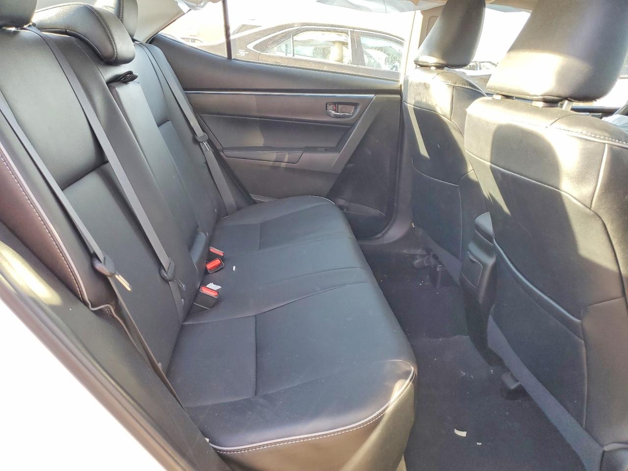 Toyota Corolla Le Premium