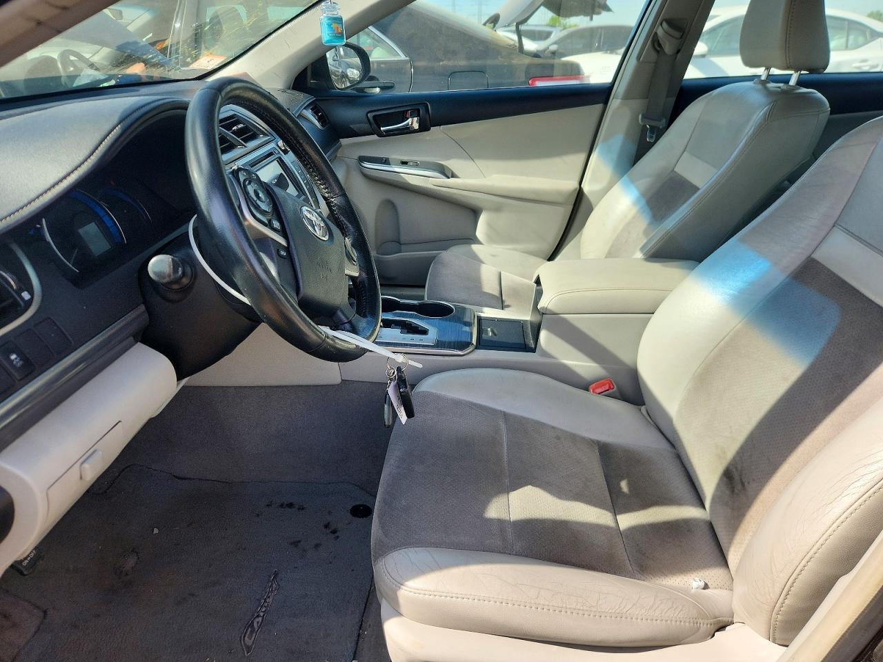 Toyota Camry Xle