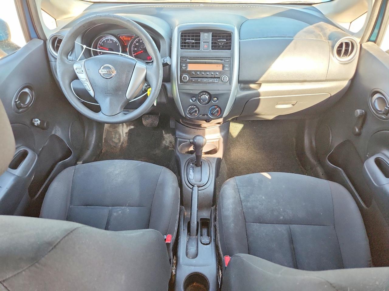 Nissan Versa S Plus